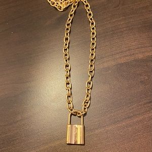 GOLD LOCK Necklace